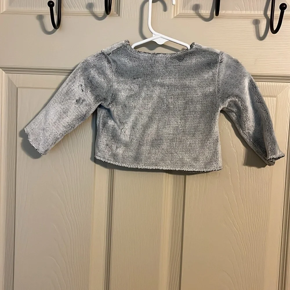absorba Paris soft gray sweater/jacket